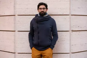 «Человек слаб: разум его думает одно, а руки делают другое»